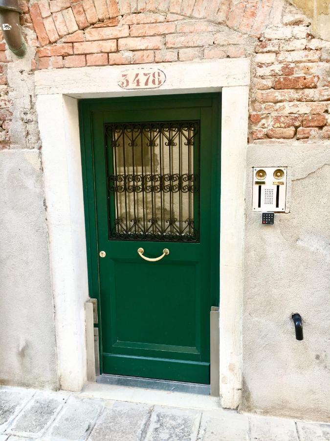 Venice Mirrors Luaran gambar